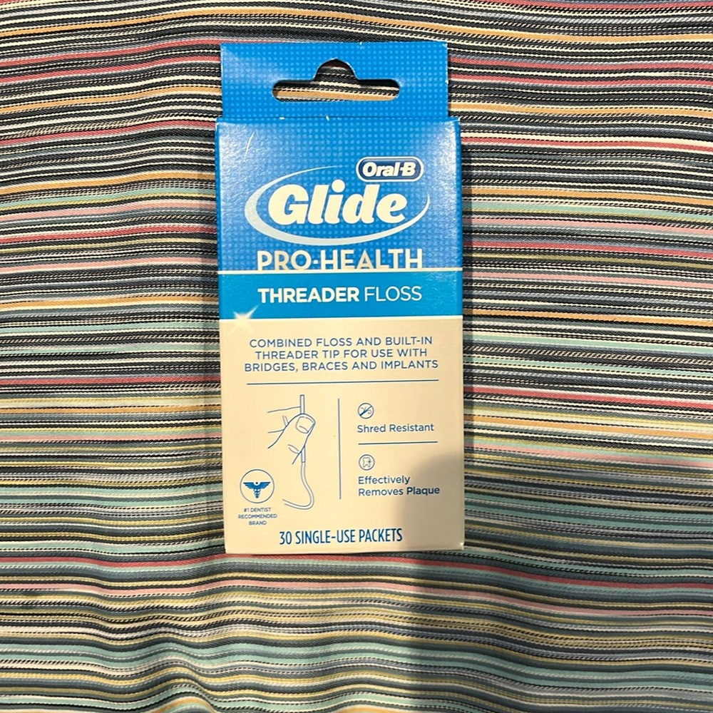 ORIGINAL Oral-B GLIDE Pro-Health THREADER FLOSS 30 single use packets